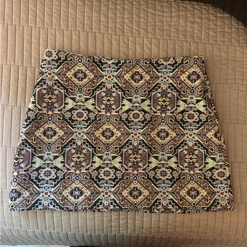 Zara trafaluc mini skirt
